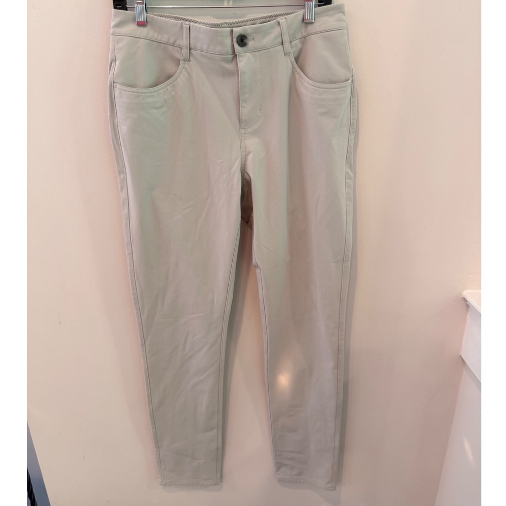 Vuori Meta Pants Mens 30 Light Khaki Grey Slim Tapered 5-Pocket Technical Chino